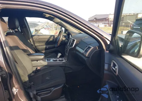 2017 Jeep Grand Cherokee Laredo 4X4 from USA, damaged, VIN 1C4RJFAG6HC693797